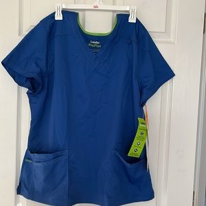Landau pro flex nwt scrub top